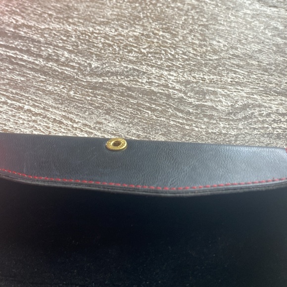 ❤️Valentino Black Eye-case❤️ - Picture 7 of 7